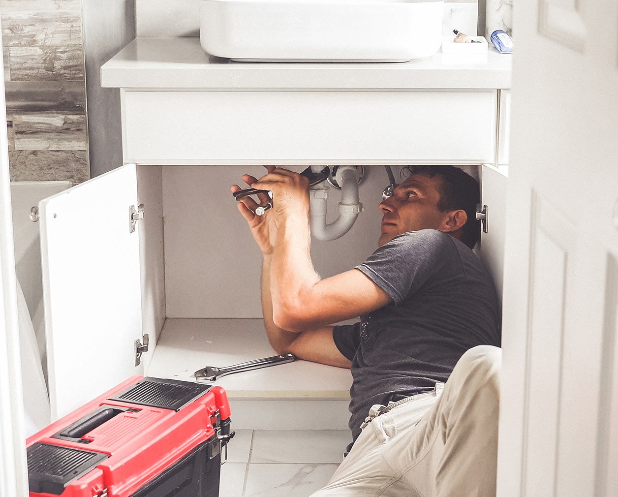 Risinger Repairs | Pluming Services